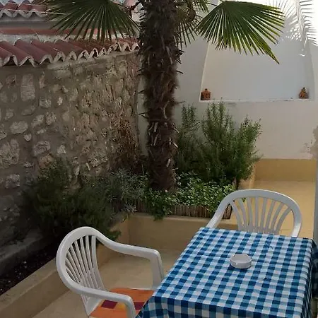 Dvorac * Crikvenica